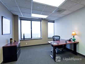 Regus | Clark Tower