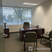 Calhoun Office Suites