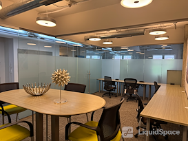 HUB116 - River North