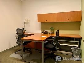 Carr Workplaces - Embarcadero Center