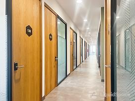 SPACES | Puebla, Fratta Center