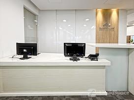 Regus | Shanghai, The Hub