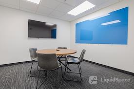 Expansive - Magnificent Mile