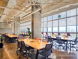 Regus | TX, Houston - La Branch St