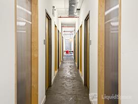 HQ | NY, Long Island City - 21st Street