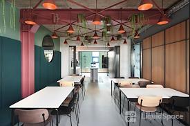 URBAN SPACES – Office & Meeting