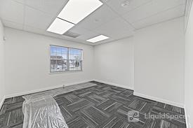 Premium Professional Office Suite | Approx. 1,224 SF |