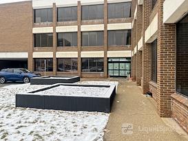 HQ | MI, Madison Heights - Dequindre Rd