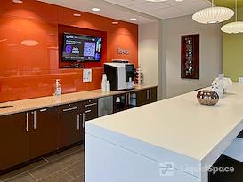 Regus | Edgewater Place