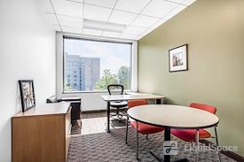 Regus | Village Center