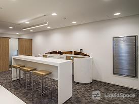 Regus | Shanghai, The Hub