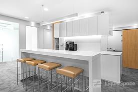 Regus | Shanghai, Zhabei Centro