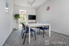 Regus | OLDENBURG, Stau