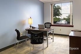 Regus | Brentwood Center (Office Suites Plus)