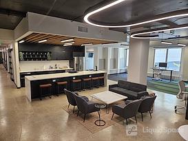 Launch Coworking Space - Downtown