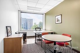 Regus | Village Center