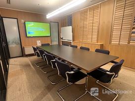 WeWork | 450 Park Ave S