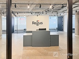 Regus | AB, Calgary – 1St SW