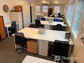 Private Office for 25 people next to London Euston