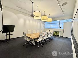 BLANKSPACES Santa Monica @Colorado