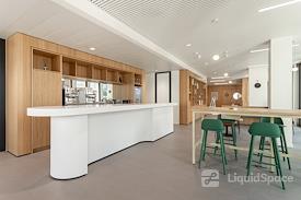 SPACES | Luxembourg, Boulevard  Royal - Zenit