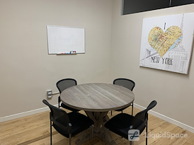 Select Office Suites - 90 Broad St.