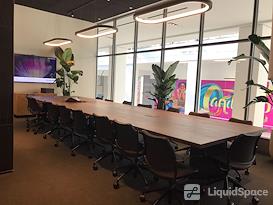 Industrious - Fashion District