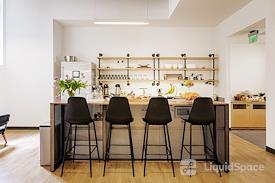 Industrious - San Francisco Union Square