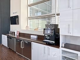 Regus | MD, Rockville - Montgomery Ave