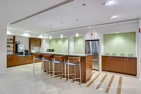 Carr Workplaces - Aon Center
