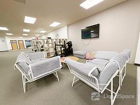 DoBe WE Co working office