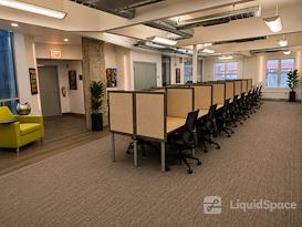 HUB116 - River North