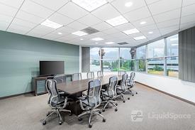 Regus | Huntington Drive