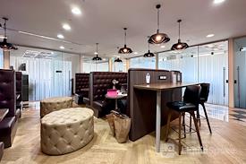 Boulevard Plaza Tower Two | Level 23