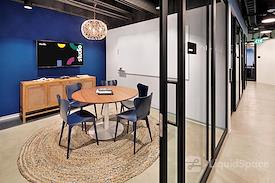 Studio | 333 Bush