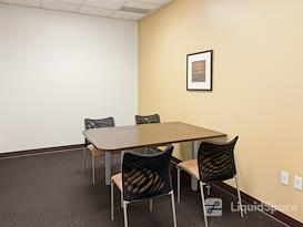 Regus | Shore Crossings