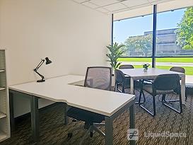 HQ | WI, Brookfield - Brookfield Square