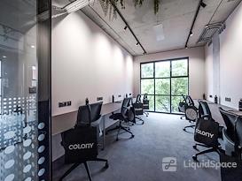 Colony | One Silk St