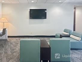 Regus | Keystone Crossing