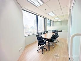 Regus | Pleasanton - Corporate Commons