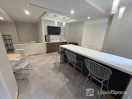 Jay Suites - Fifth Avenue Location