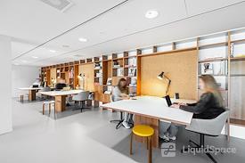 SPACES  | Rotterdam, Rotterdam (Hofplein)