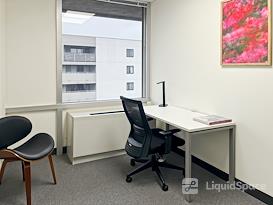 HQ | VA, Alexandria - S Whiting Street