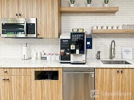 SPACES | CA, San Diego - Camino del Rio N