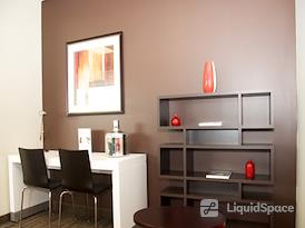 Regus | Columbia Center on Stadium