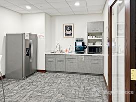 Regus | OH, Chardon - 7th Ave