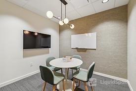 Common Desk - Travis Park