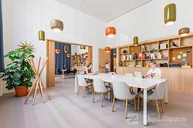 Regus | Budapest SPACES, White House