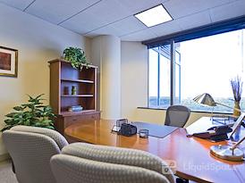 Regus | Illinois, Schaumburg - 1600 Corporate Center