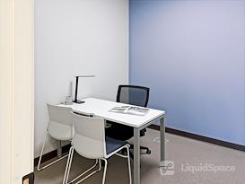 HQ | MI, Lansing – West Lake Lansing